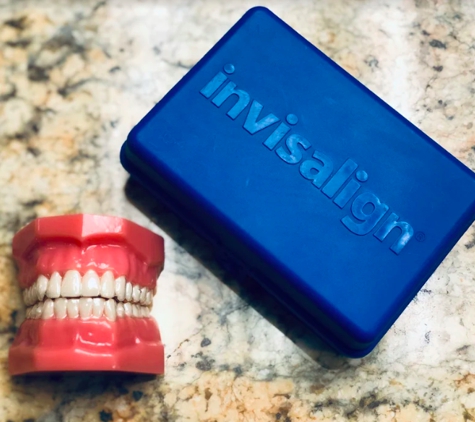 Encino Holistic Dentistry - Dr. Linda Makuta, DDS - Encino, CA. Invisalign Treatment