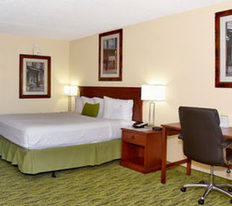Best Western Orlando East Inn & Suites - Orlando, FL