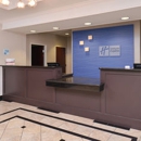 Holiday Inn Express & Suites San Antonio South - Hotels