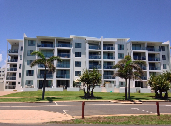 Accent On Colour - Kalkie, QLD