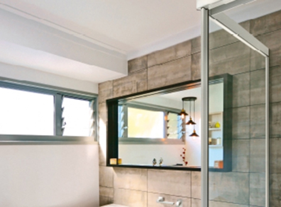 Bradnam's Windows & Doors - Bungalow, QLD. White Sliding Shower Screen