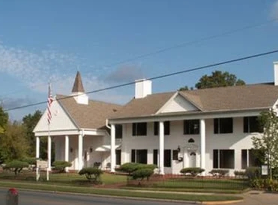 Moore's Chapel Funeral Home - Fayetteville, AR