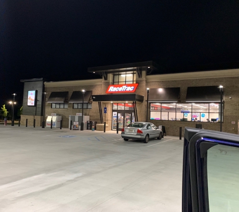 RaceTrac - Fayetteville, GA