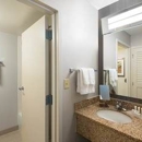 Courtyard by Marriott Harlingen - Lodging