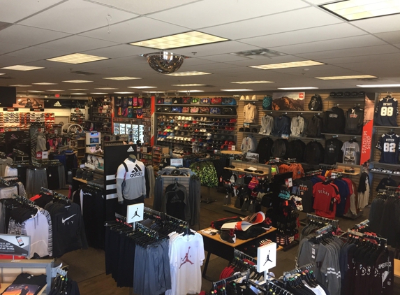 Hibbett Sports - Uvalde, TX