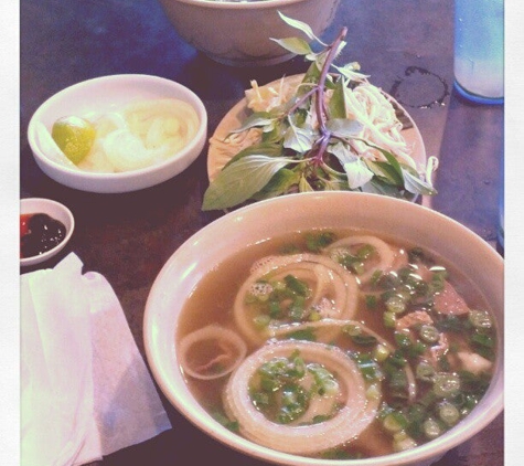 Pho 2000 - Artesia, CA