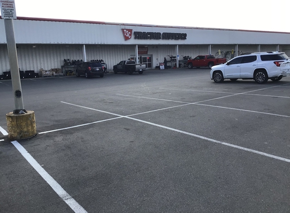 Tractor Supply Co - Muncie, IN