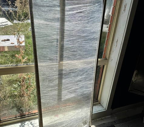 Canossa Glass Pty Ltd - Meadow Heights, VIC