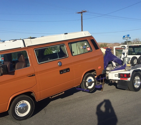 Tommy’s Towing  Transport - Huntington Beach, CA. Proudly Serving all customers with  100% Satisfaction !