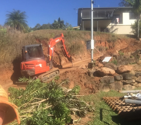 Rhino Excavator & Bobcat Hire - Cairns, QLD