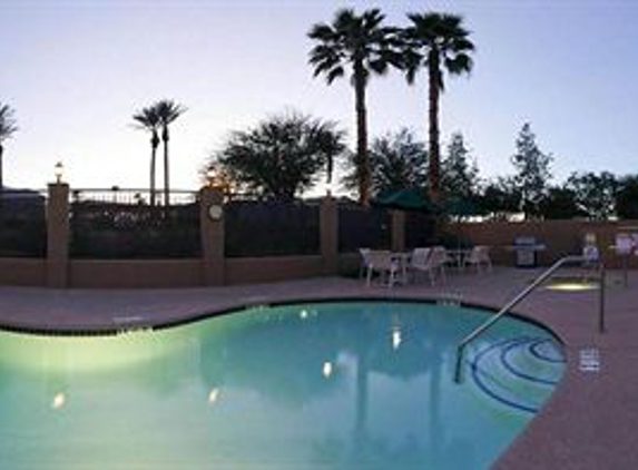 Holiday Inn Express & Suites Rancho Mirage - Palm Spgs Area - Rancho Mirage, CA