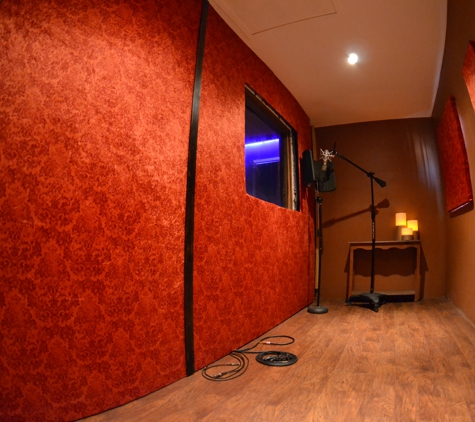 Sound & Vibe Recording Studio - Long Beach, CA