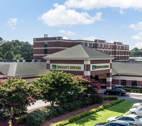 Quality Suites Lake Wright - Norfolk Airport - Norfolk, VA