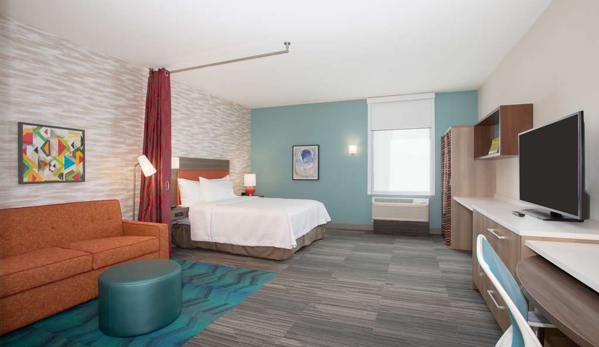 Home2 Suites by Hilton Omaha UN Medical Ctr Area - Omaha, NE