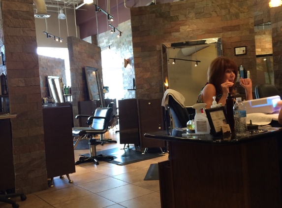 Petras' Salon and Boutique - San Antonio, TX