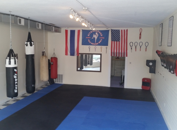 Sitmangpong Thai Boxing & MMA - Millers Falls, MA