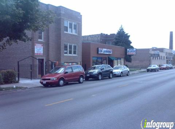 Nortown Laundromat - Chicago, IL