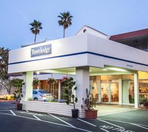 Travelodge by Wyndham Monterey Bay - Monterey, CA