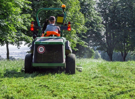 BJ's Mowing - Newhaven, VIC