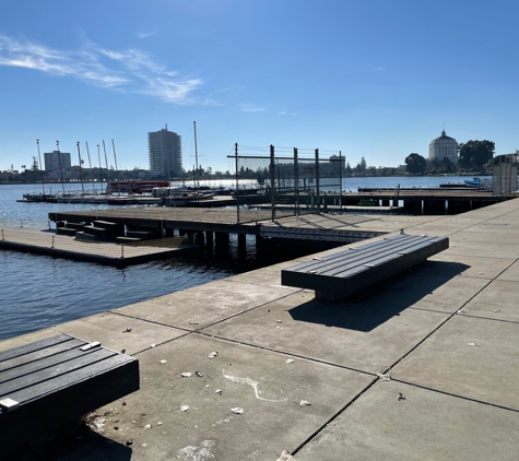 Lake Merritt Rowing Club Boathouse - Oakland, CA