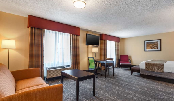 Best Western Braintree Inn - Braintree, MA