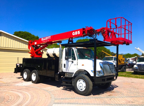 All Points Equipment LLC - Sarasota, FL. 2006 Elliott G85R Sign Crane Truck For Sale Sarasota FL