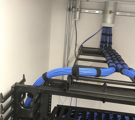 Access Cabling - Los Angeles, CA. clean cabling installation