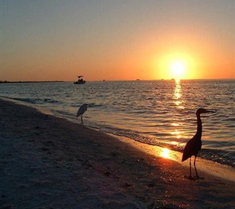 Gulf View Manor Resort - Fort Myers Beach, FL