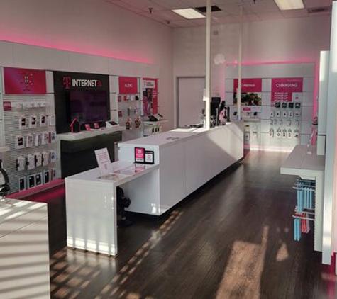 T-Mobile - Hayward, CA