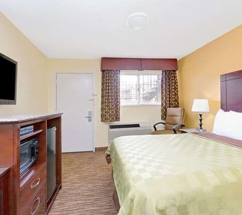 Ramada Limited - Santa Cruz, CA