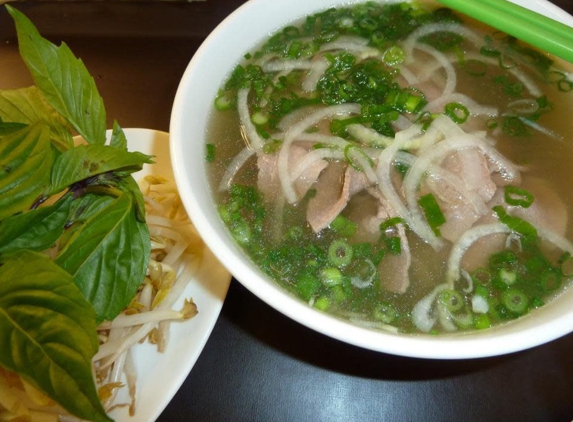 1 2 3 Pho & Asian Cafe - Englewood, CO