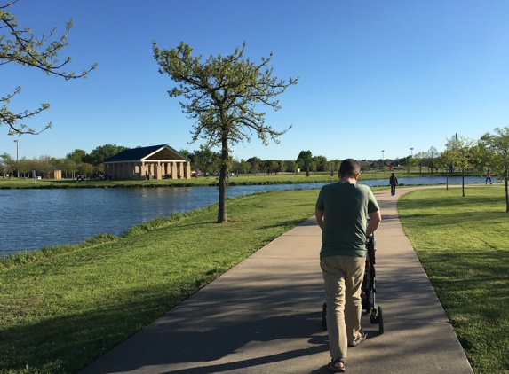 Russell Creek Park - Plano, TX