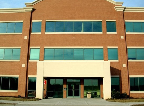 Life Fitness Physical Therapy - Baltimore, MD