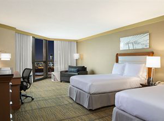 DoubleTree by Hilton Hotel Miami Airport & Convention Center - Miami, FL