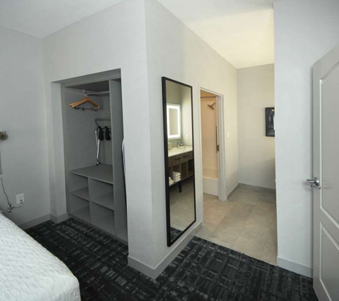 Homewood Suites by Hilton Beaumont, TX - Beaumont, TX