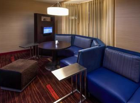 Courtyard by Marriott - Lakeland, FL