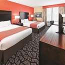 La Quinta Inn & Suites - Hotels