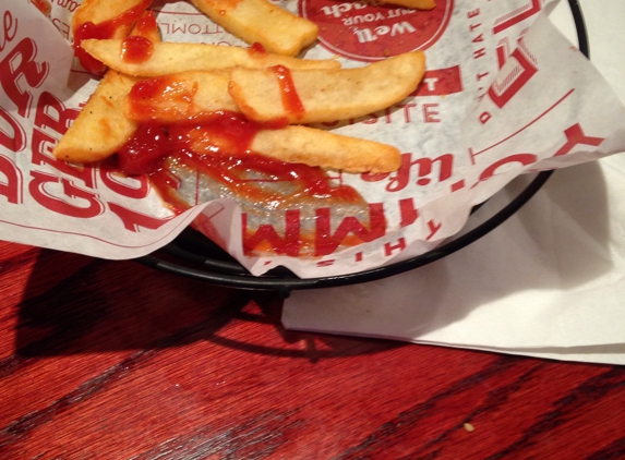 Red Robin Gourmet Burgers - Miami, FL. "Bottomless" they hardly serve fries!!!!