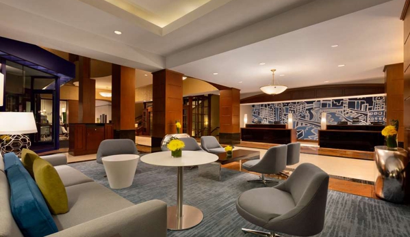 Hilton Chicago/Magnificent Mile Suites - Chicago, IL