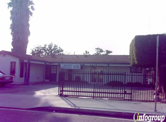 Medical & Pediatric Clinic - La Puente, CA
