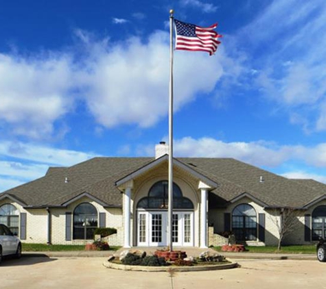 Greystone Assisted Living - Iola, KS