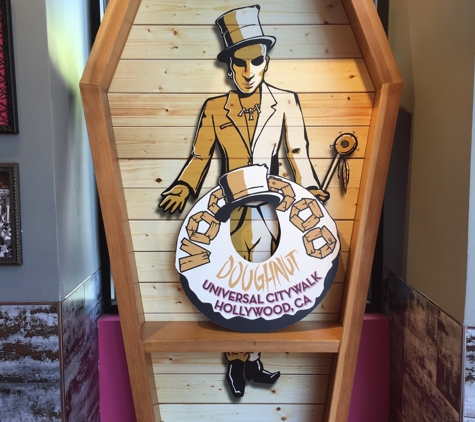 Voodoo Doughnut - Los Angeles, CA