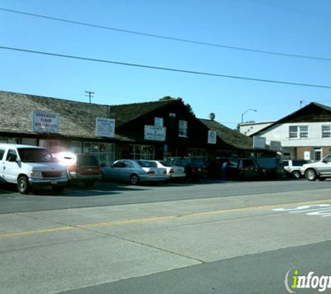 U-Haul Neighborhood Dealer - Newport Beach, CA