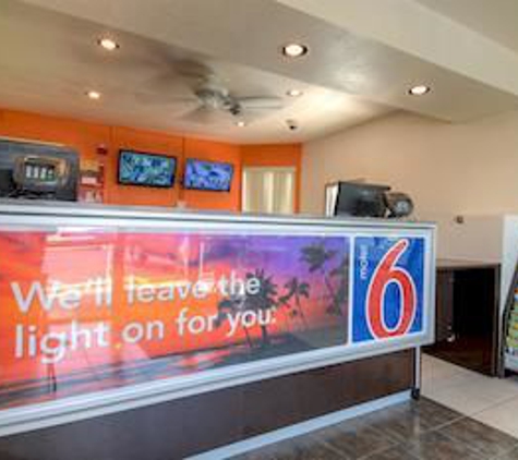 Motel 6 - El Cajon, CA