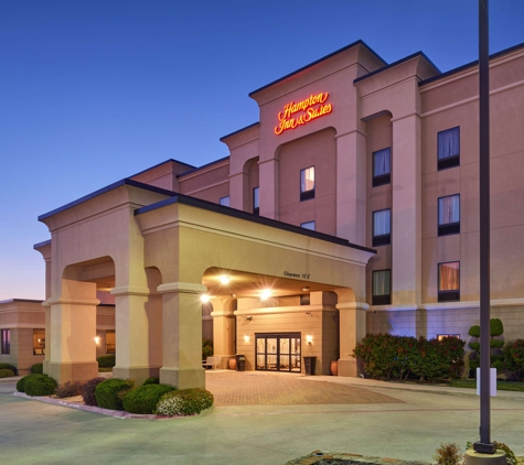 Hampton Inn & Suites Decatur - Decatur, TX