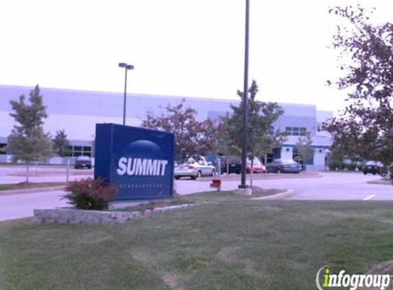 Summit Distributing - Earth City, MO