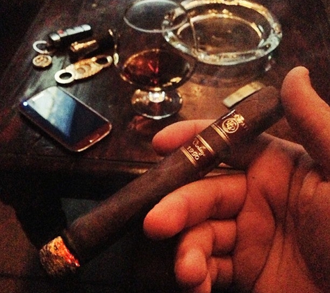 Buena Vista Cigar Club - Beverly Hills, CA