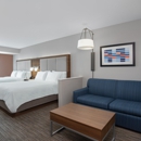 Holiday Inn Express & Suites Clinton by IHG - Hotels