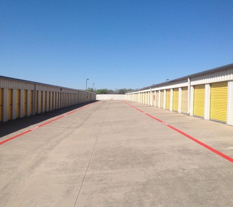 Extra Space Storage - Euless, TX