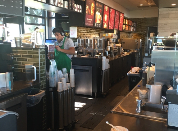 Starbucks Coffee - Downers Grove, IL